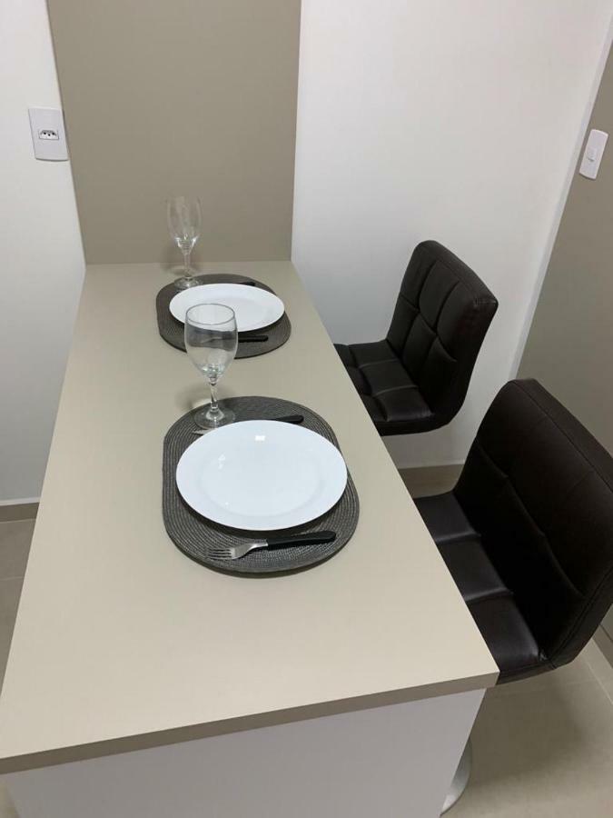 Flat Granja Viana *