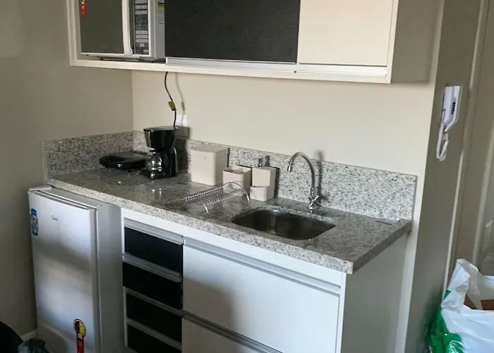 Flat Granja Viana